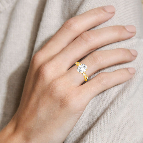 Jeulia Moissanite Twist Oval Ring