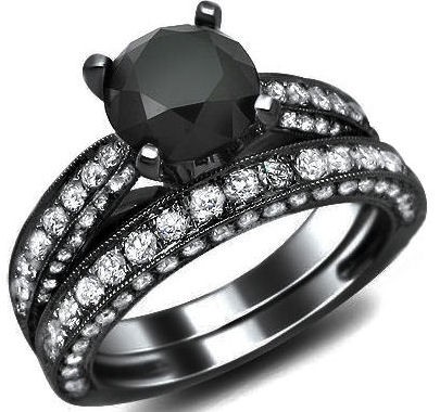

Round Cut Sterling Silver Ring Set