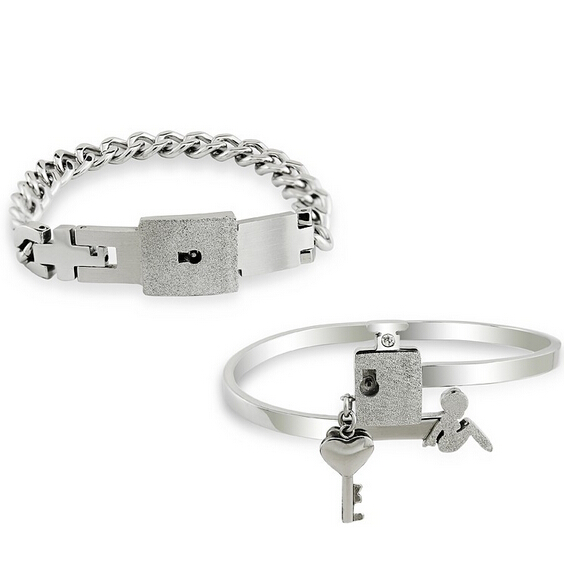 

Stylish Key And Lock Titanium Steel Bracelets