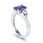 Jeulia Vintage Radiant Cut Sterling Silver Skull Ring