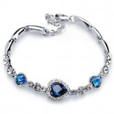 Jeulia Vintage Halo Heart Design Bracelet