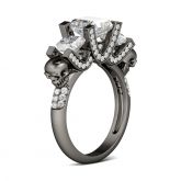 Jeulia Three Stone Princess Cut Sterling Silver Skull Ring