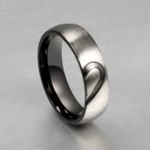 Jeulia Heart Titanium Steel Men's Band